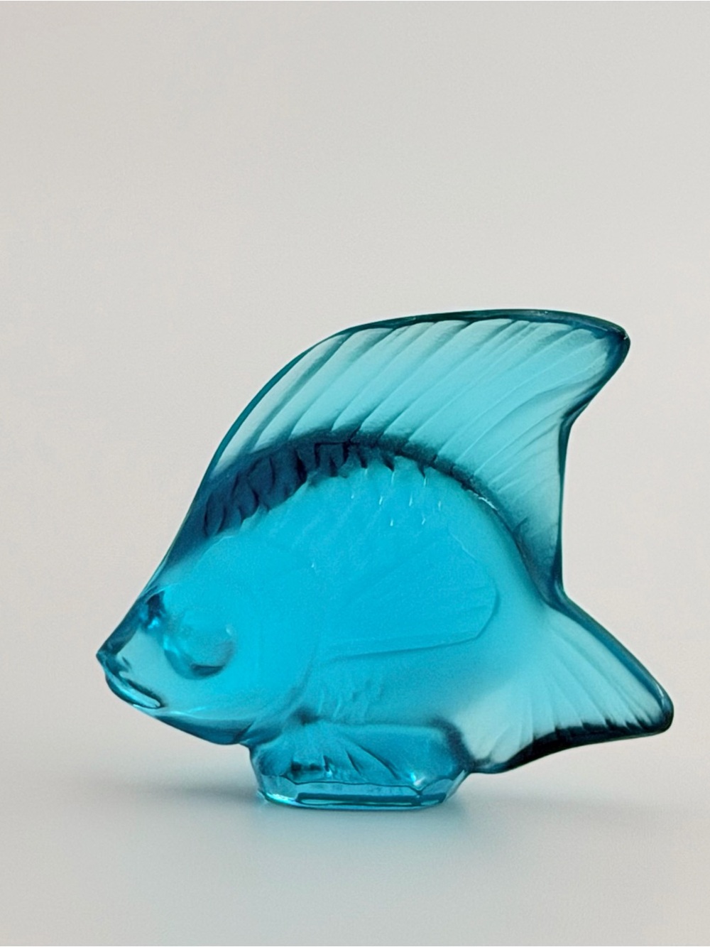Lalique France Crystal Fish Sculpture – Turquoise (NWOT)